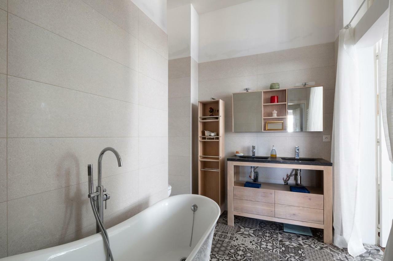 Les Suites De Philippe By Cocoonr Rennes Exterior foto