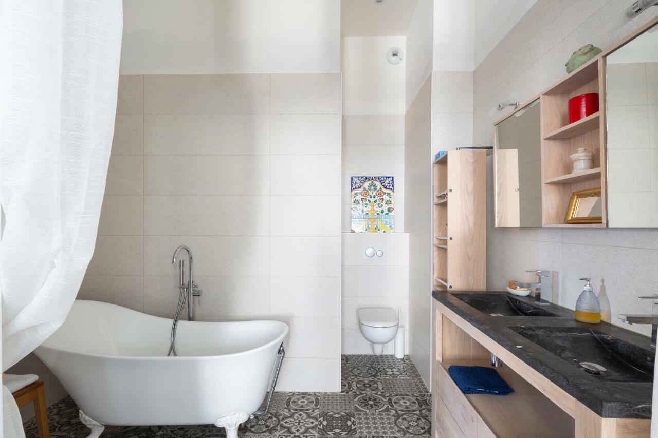 Les Suites De Philippe By Cocoonr Rennes Exterior foto